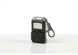 BREL TMB1001 (DD115) mini handzender, compacte afstandsbediening met metalen ring en 3V CR2032 batterij.